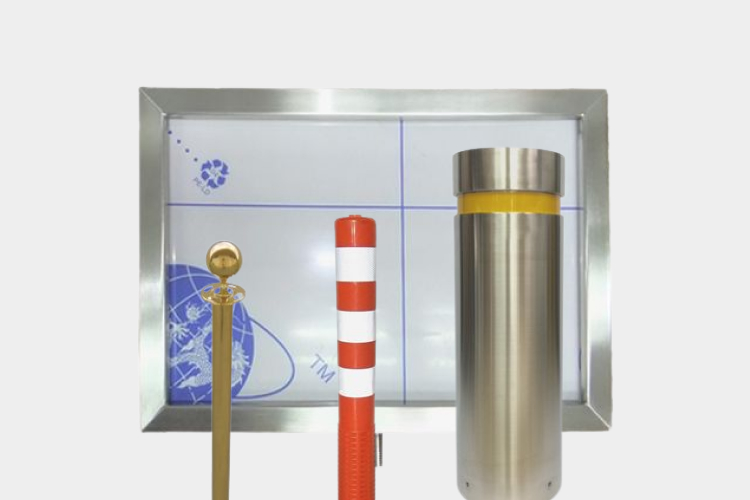 Queue Poles & Accessories – Alt